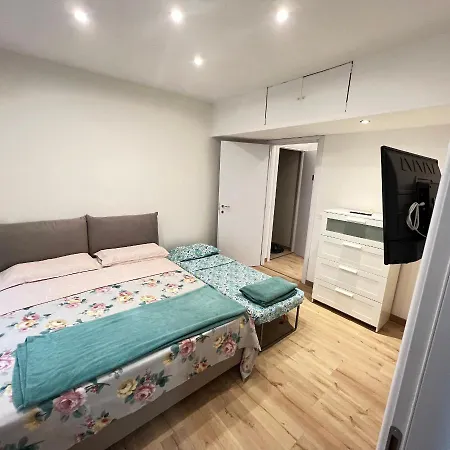 Scalinata Del Teatro Rossetti Confort Parcheggio Apartment Triest