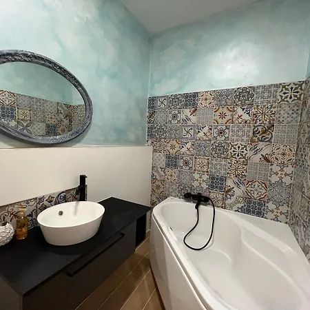 Scalinata Del Teatro Rossetti Confort Parcheggio Apartmán Terst