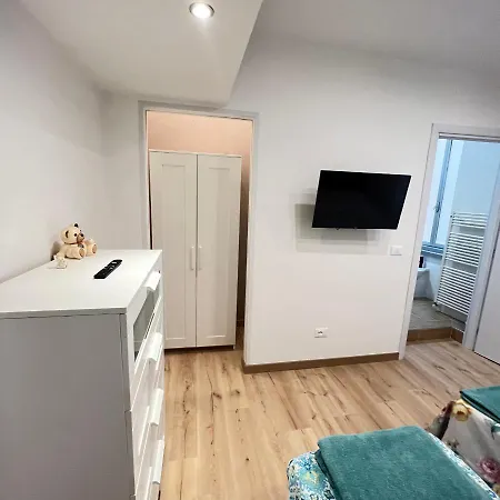 Scalinata Del Teatro Rossetti Confort Parcheggio Terst