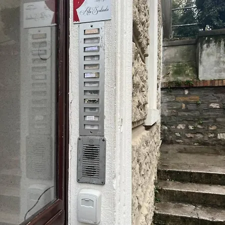 Scalinata Del Teatro Rossetti Confort Parcheggio * Triest