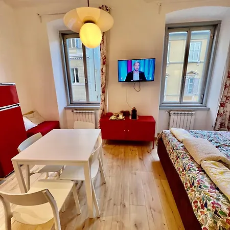 Scalinata Del Teatro Rossetti Confort Parcheggio * Triest