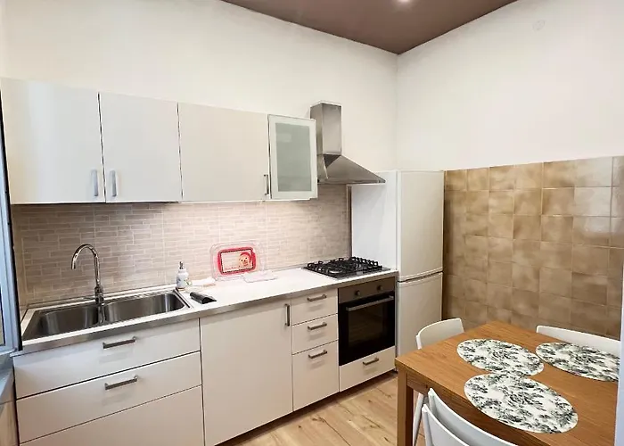 Scalinata Del Teatro Rossetti Confort Parcheggio In Viale Xx Settembre Apartment *