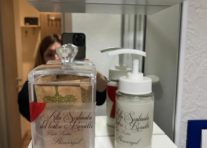 Scalinata Del Teatro Rossetti Confort Parcheggio In Viale Xx Settembre Apartment Trieste