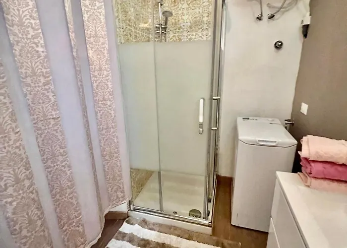 Scalinata Del Teatro Rossetti Confort Parcheggio In Viale Xx Settembre *