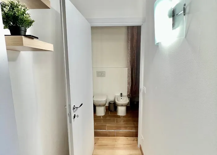 Apartment Scalinata Del Teatro Rossetti Confort Parcheggio In Viale Xx Settembre