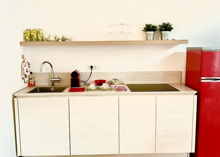 Scalinata Del Teatro Rossetti Confort Parcheggio In Viale Xx Settembre *